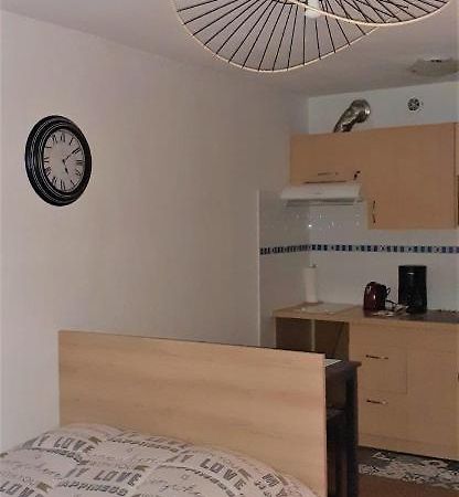 Agreable Logement Proche De La Gare Et Du Polygone Apartment Beziers Luaran gambar